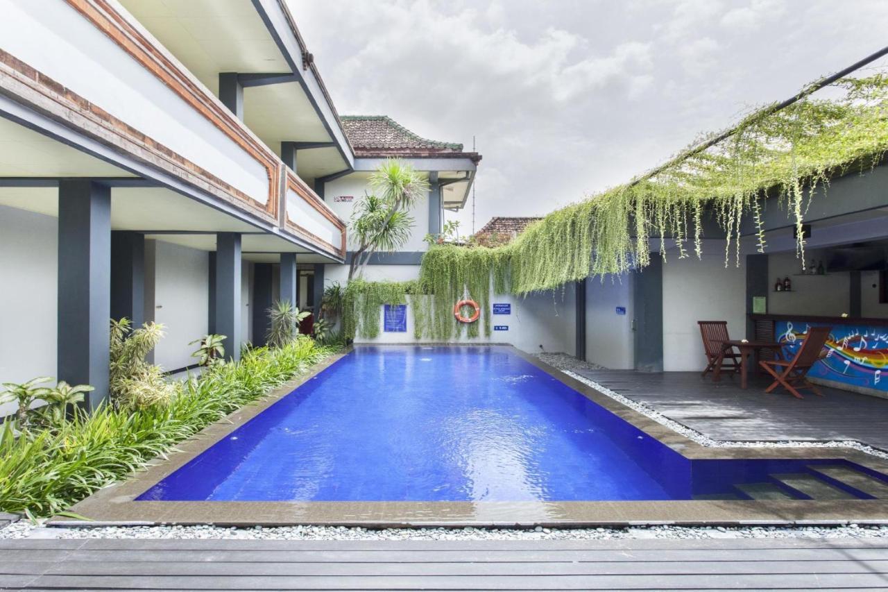 The Yani Hotel Bali Pesanggaran Exterior foto